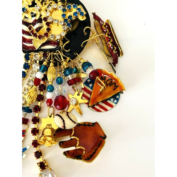 Lunch at The Ritz USA All American Patriotic 24k Gold Plated Enamel Brooch Pin - Picture 5 of 6
